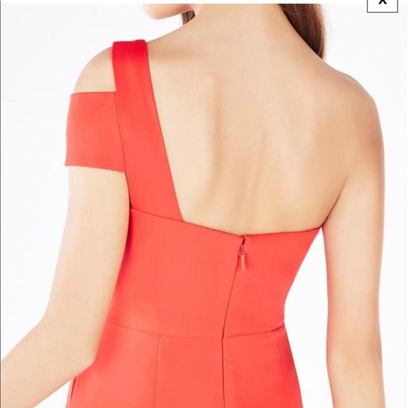 BCBG Max Azria beautiful red cocktail one shoulder dress, size US 10. - Picture 7 of 8